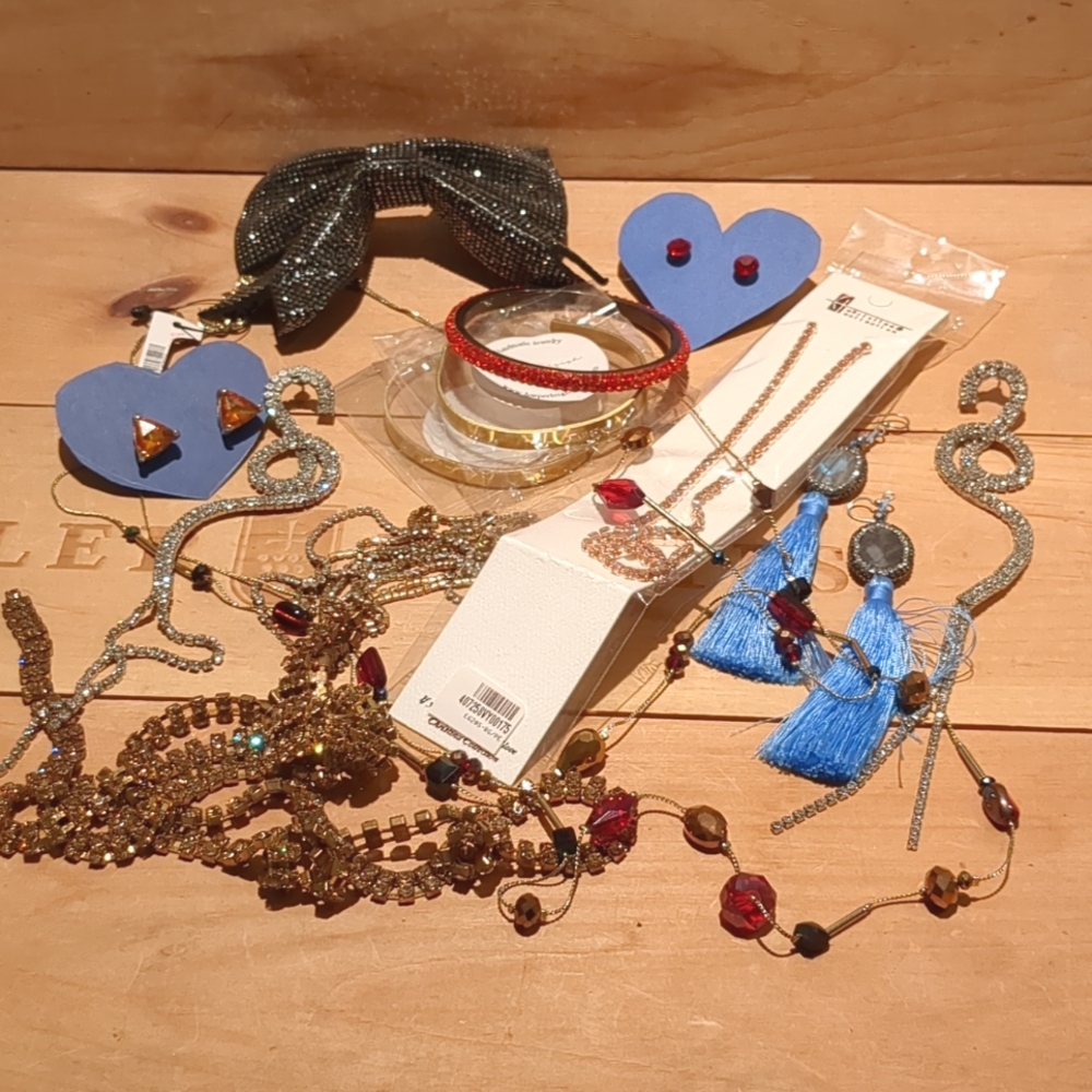 BLING LOT